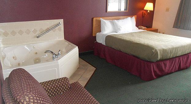Moose Lake Lodge & Suites Exterior foto